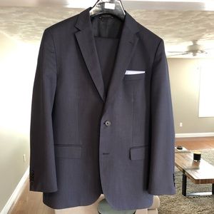 Hugo Boss Suit 42R